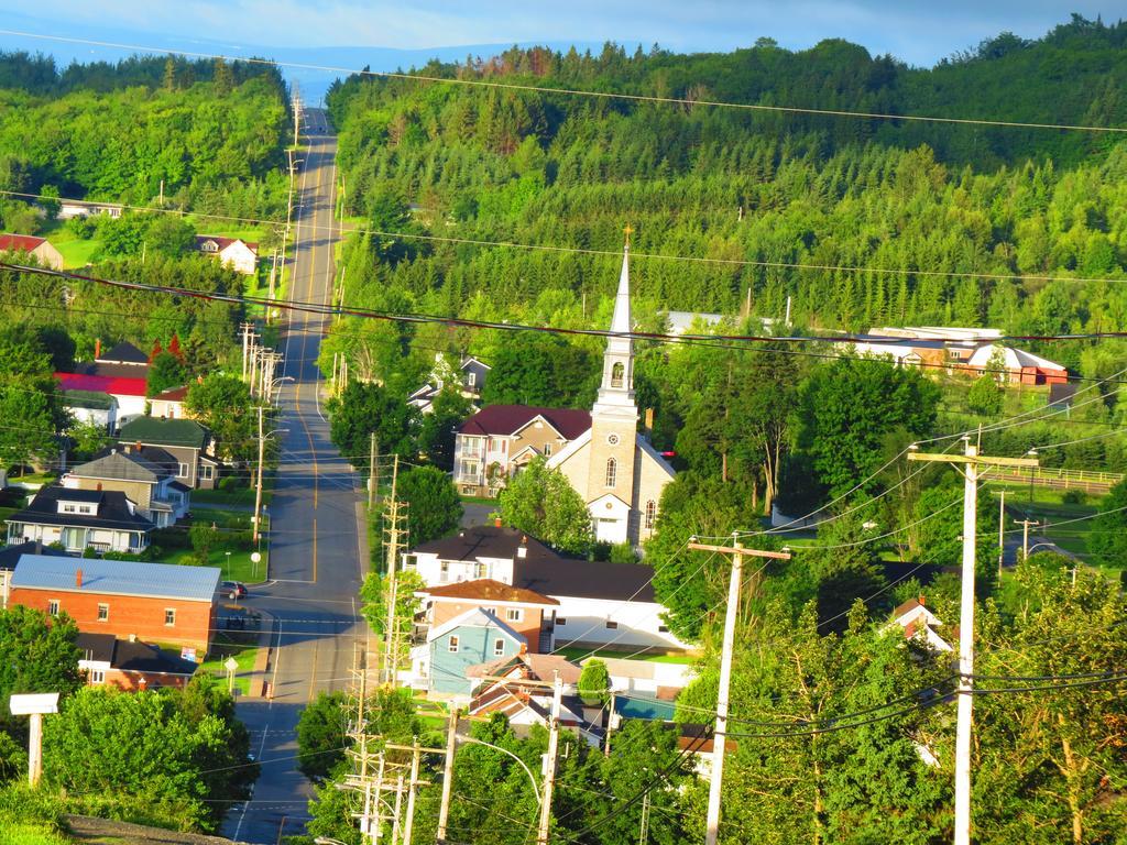 Le Gite Ambrelane Thetford Mines Exterior foto